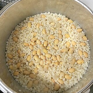 圧力鍋で豆入り玄米